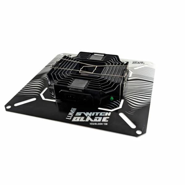 Lumii LED 150W - SwitchBlade 100-150W Compact Veg & Bloom Spectrum Hydroponics